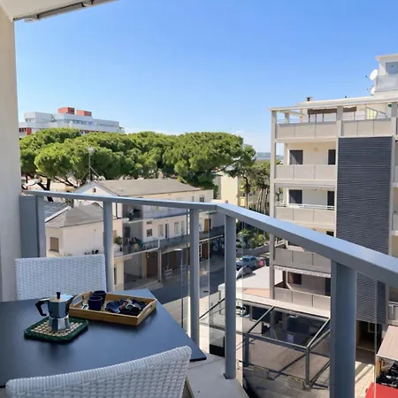 Grazioso Nido A 2 Minuti Dal Mare, Parcheggio Incluso Lejlighed Lignano Sabbiadoro